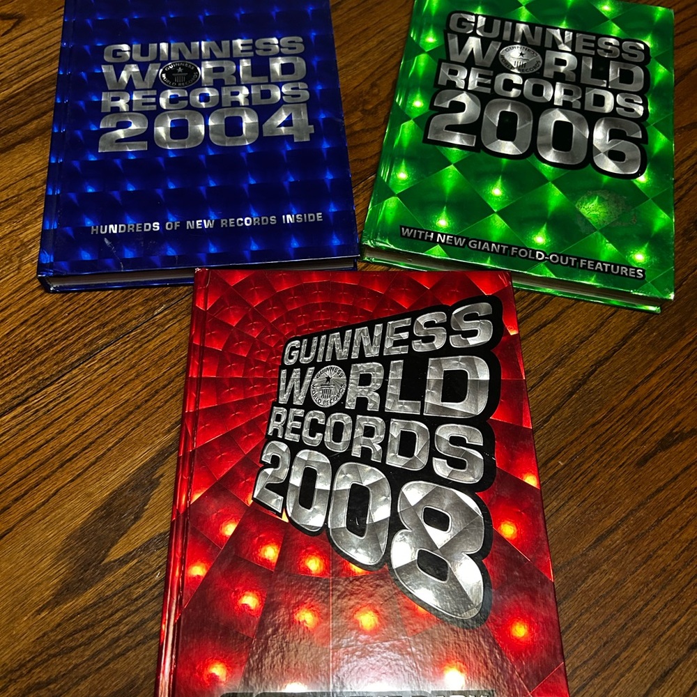 Guinness World Records Book Lot 2004 2006 2008 Hardcover Holographic Covers